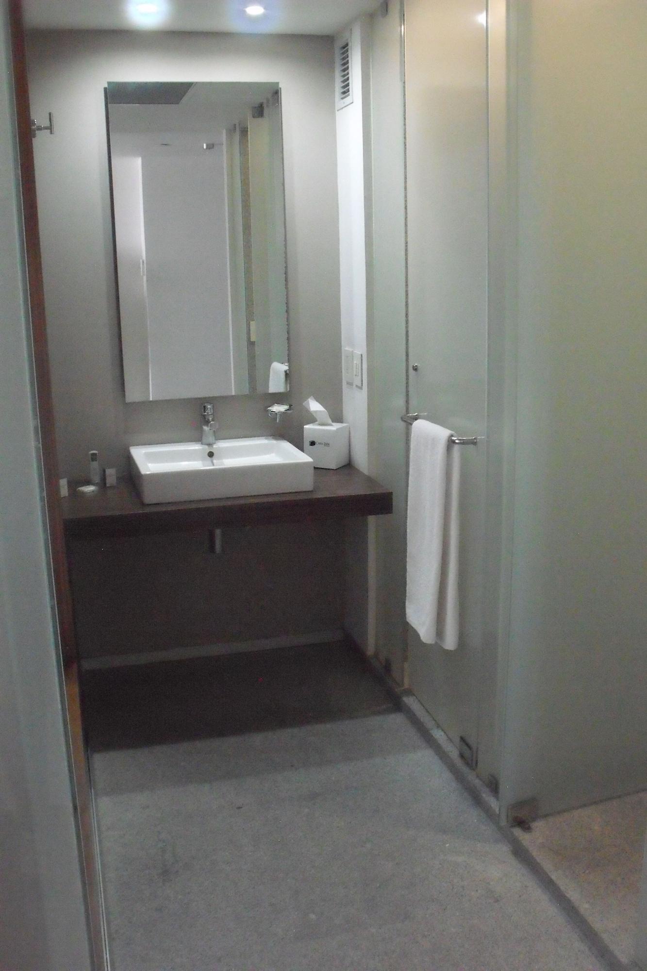 Casa Inn Premium Hotel Queretaro Miranda Ngoại thất bức ảnh A washbasin
